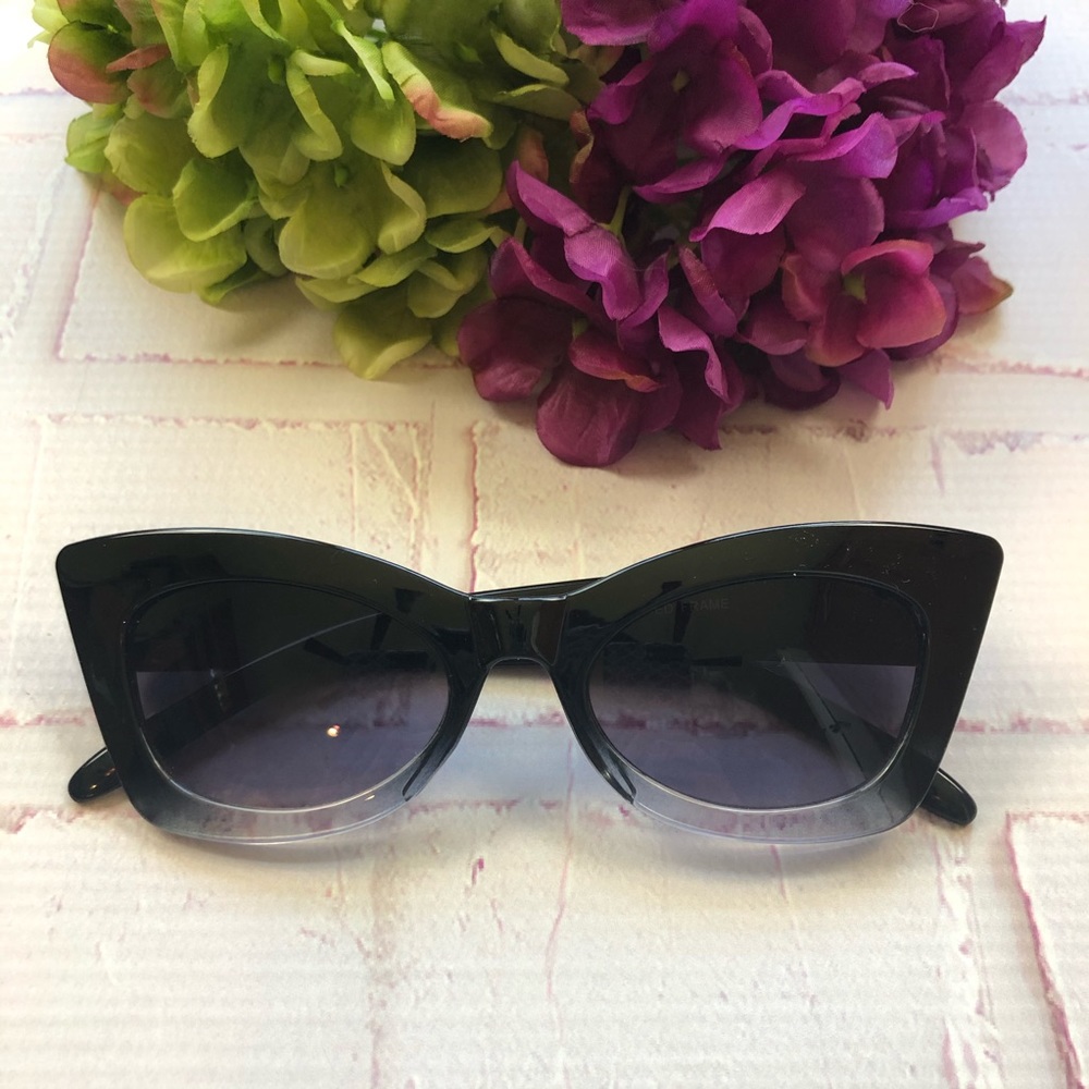 Ombré Cat Eye Sunglasses 😎